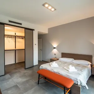 Ospedale A 350m Centro A 900m L Matrimoniali Con Bagno Privato L Parcheggio Self Check Affittacamere